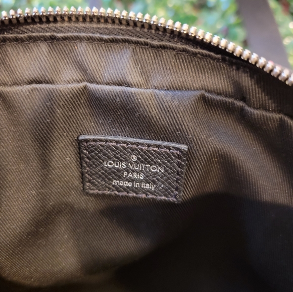 Louis Vuitton Bum Bag / Sac Ceinture - Picture 14 of 15